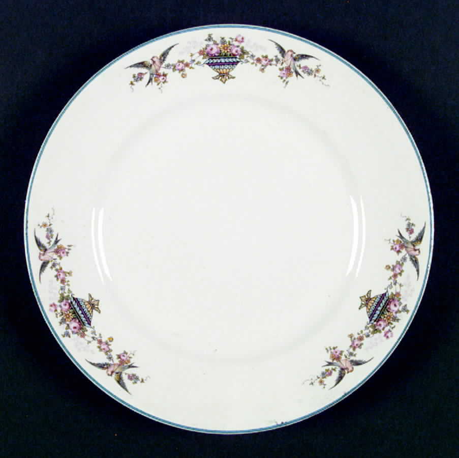 K4613 Dinner Plate by Homer Laughlin -1