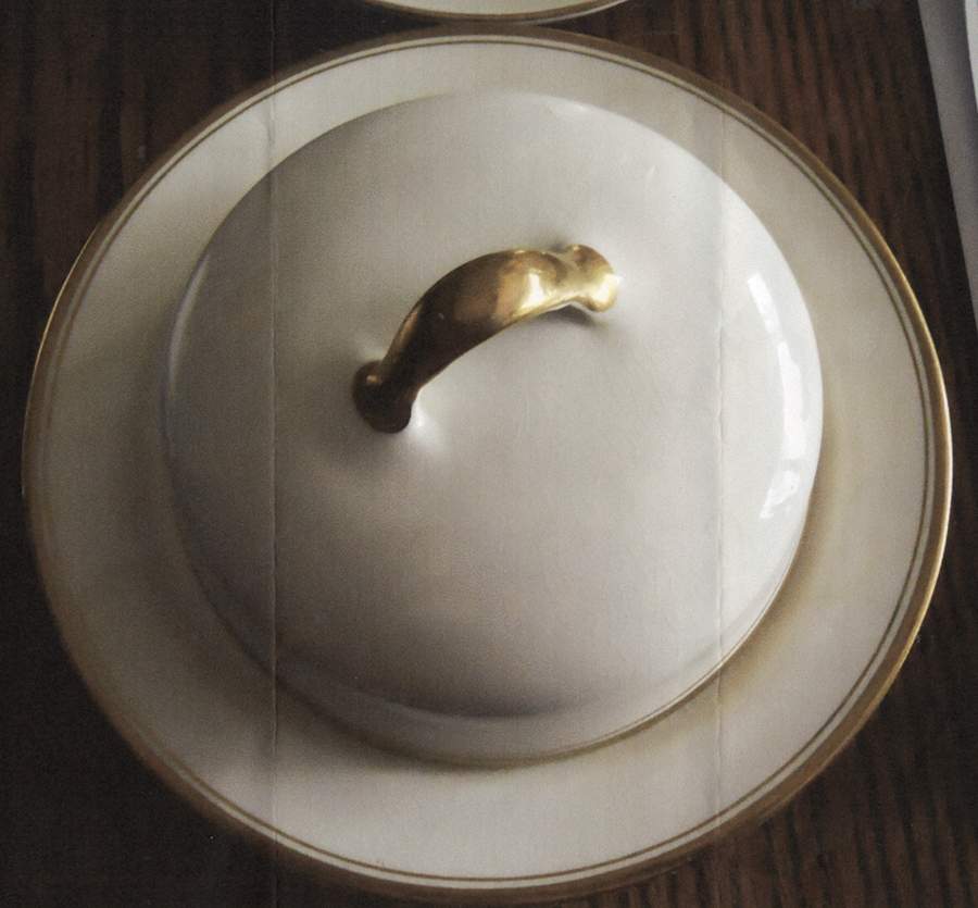 E2002 Round Covered Butter by Homer Laughlin -1