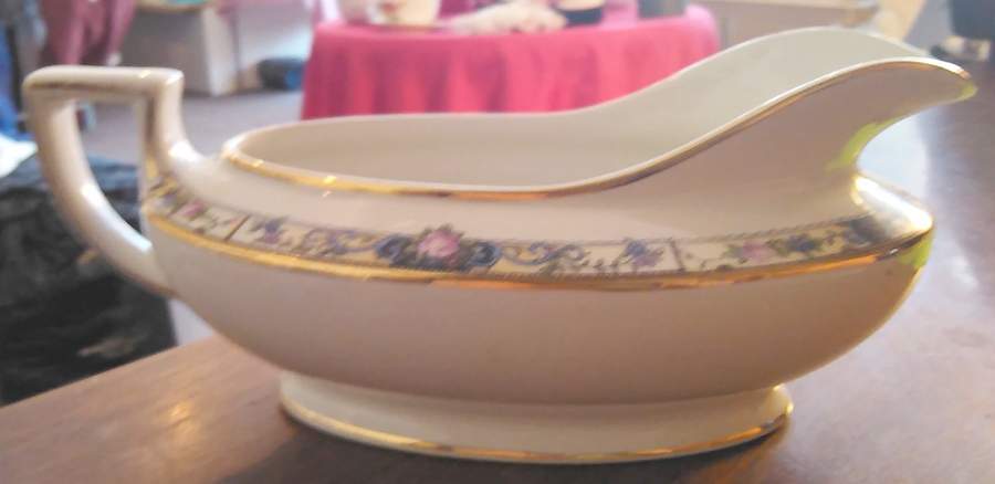 JJ63 Gravy Boat by Homer Laughlin -1