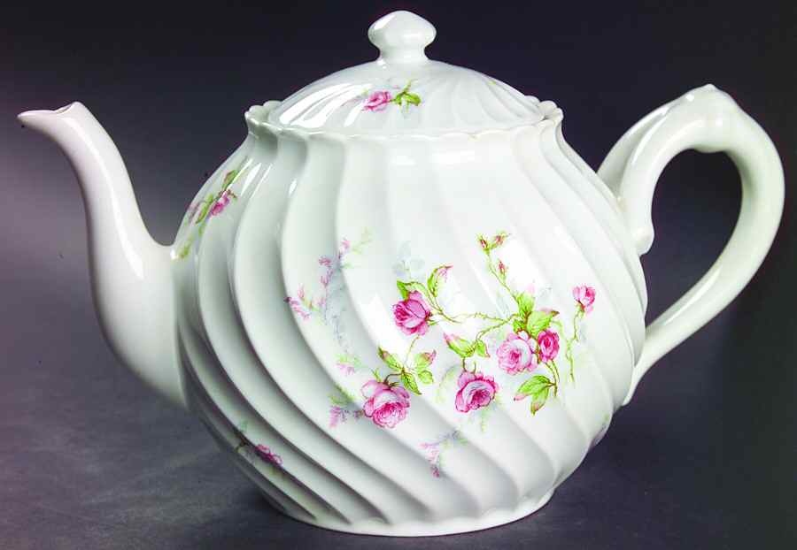 Julia (Blue Backstamp) Teapot & Lid by Haviland-1