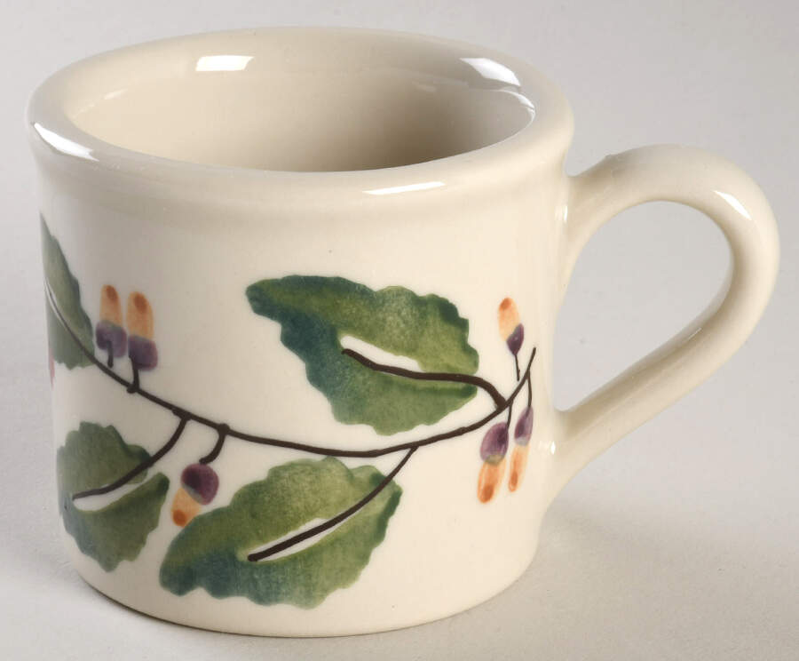 Mistletoe Flat Cup by Hartstone-1
