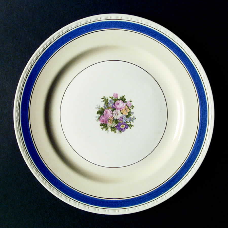G3383 Dinner Plate by Homer Laughlin -1
