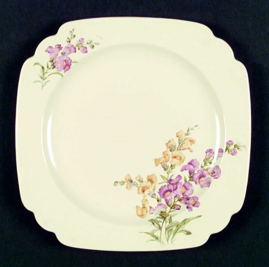 C94 Dinner Plate by Homer Laughlin -1