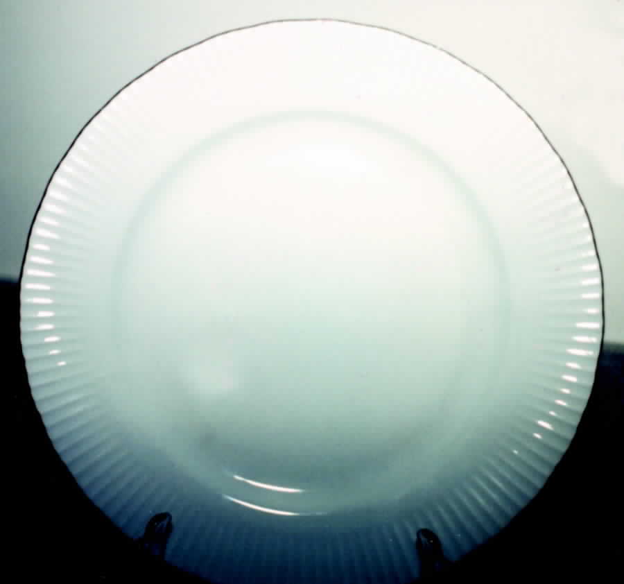 HEP25 Dessert/Pie Plate by Graf Von Henneberg-1