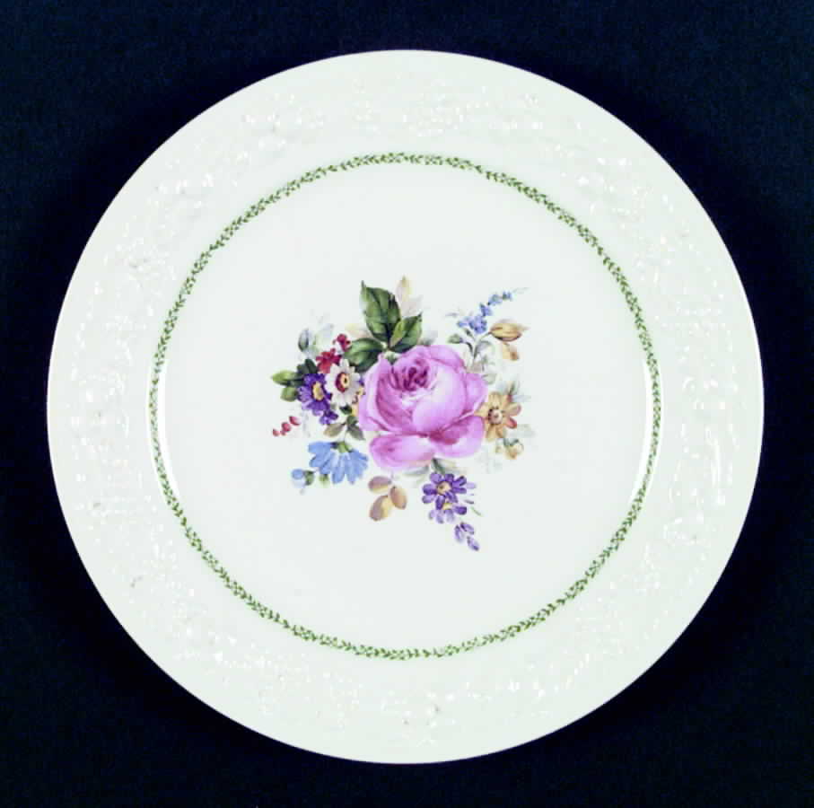 R3029a Dinner Plate by Homer Laughlin -1