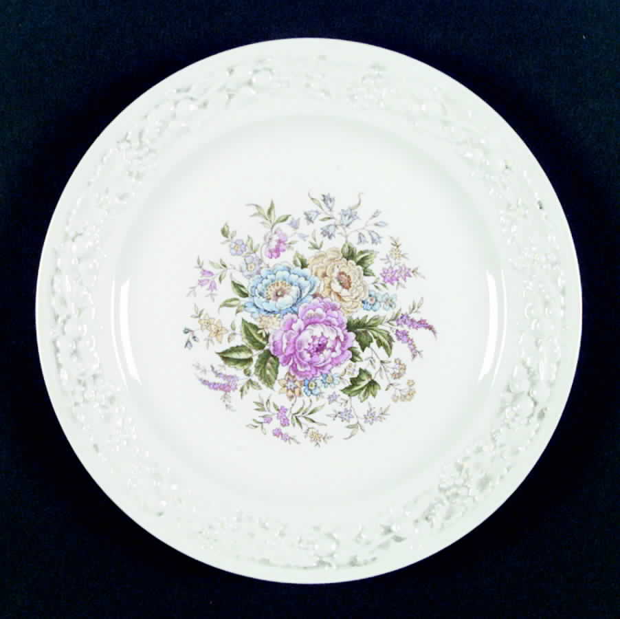 HLC1826 Dinner Plate by Homer Laughlin -1