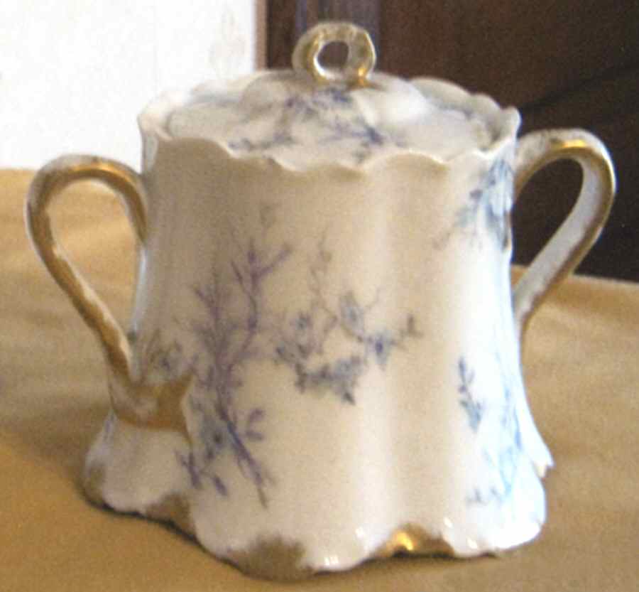 Schleiger 1166a Sugar Bowl & Lid by Haviland-1