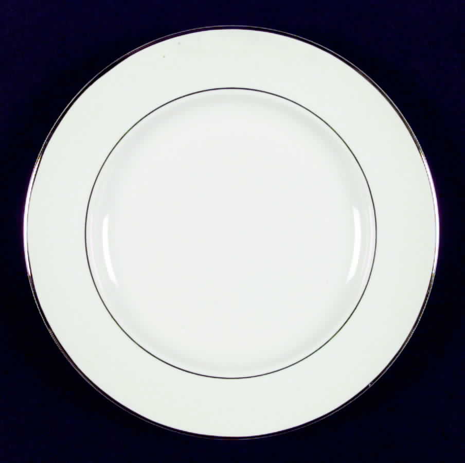 B1409 Dinner Plate by Homer Laughlin -1