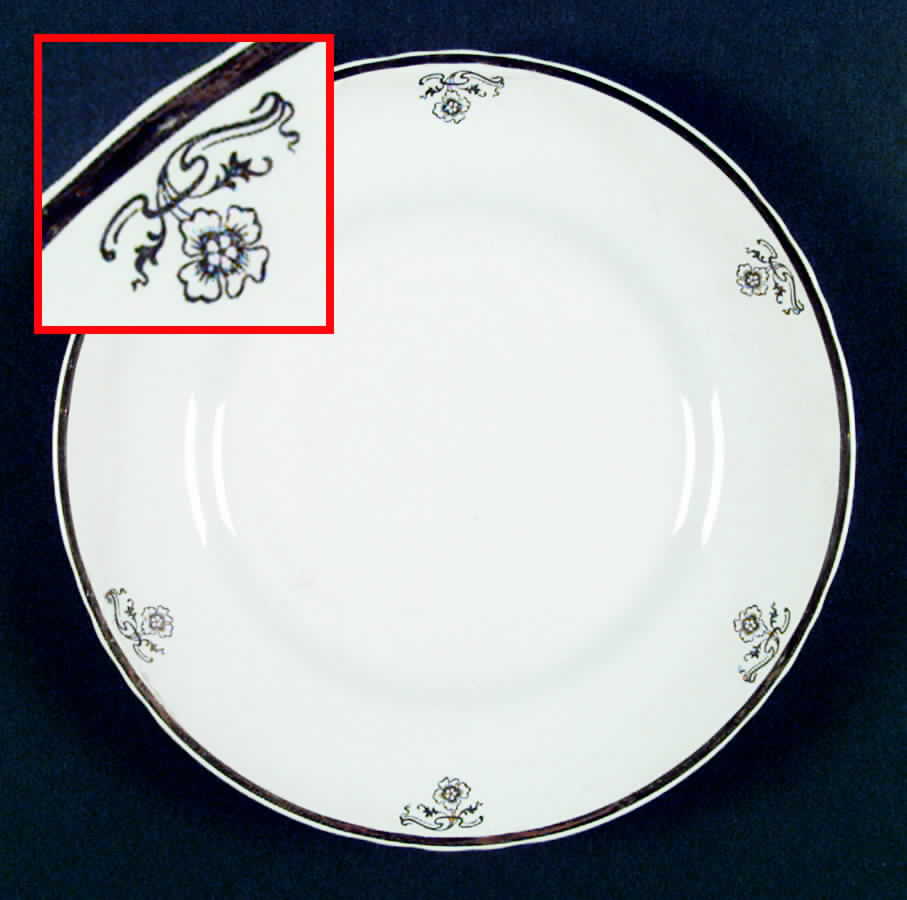 N224 Dinner Plate by Homer Laughlin -1