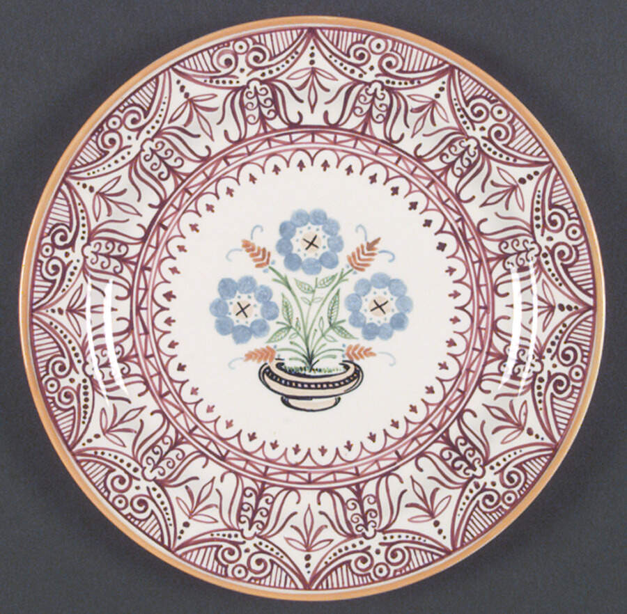 HLC1853 Dinner Plate by Homer Laughlin -1
