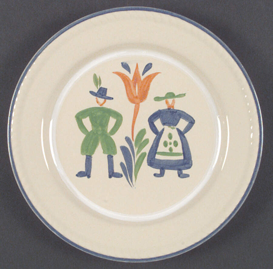 HLC1870 Dinner Plate by Homer Laughlin -1