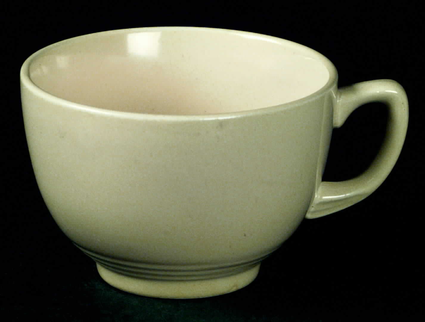 Carnival Ivory Footed Cup by Homer Laughlin -1