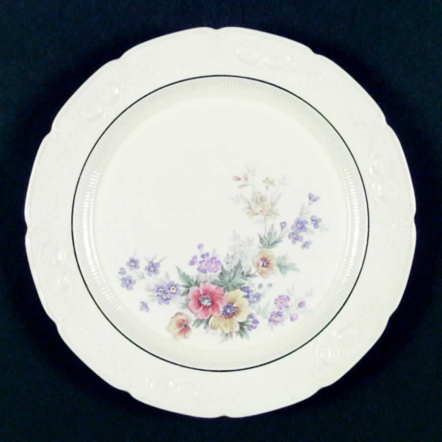 4812b Dinner Plate by Homer Laughlin -1