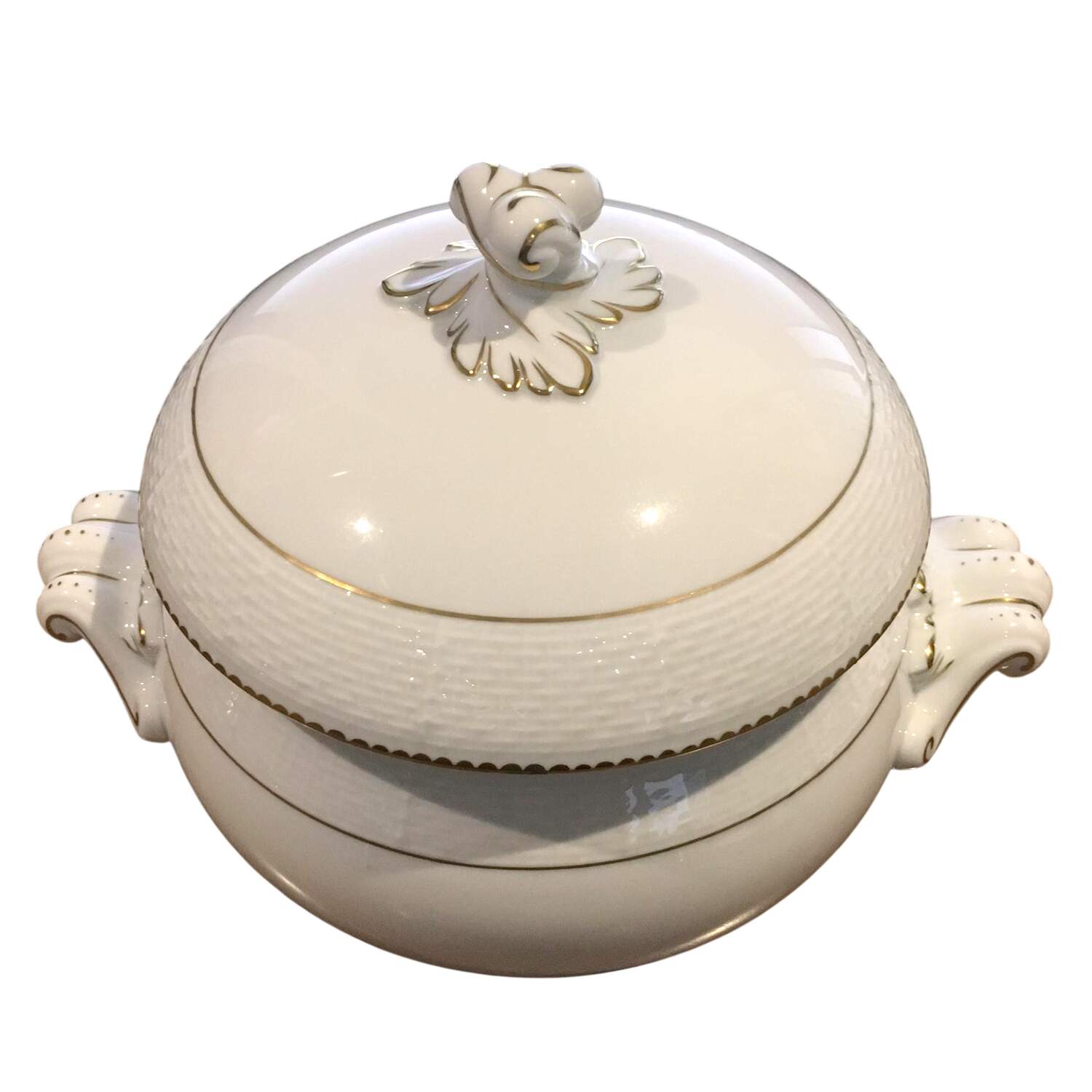 HER26 Bean Pot & Lid by Herend-1