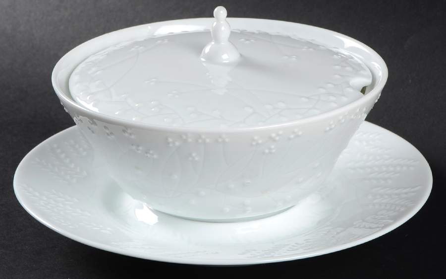 Provence Blanc Sauce Boat & Lid with Underplate by Haviland-1