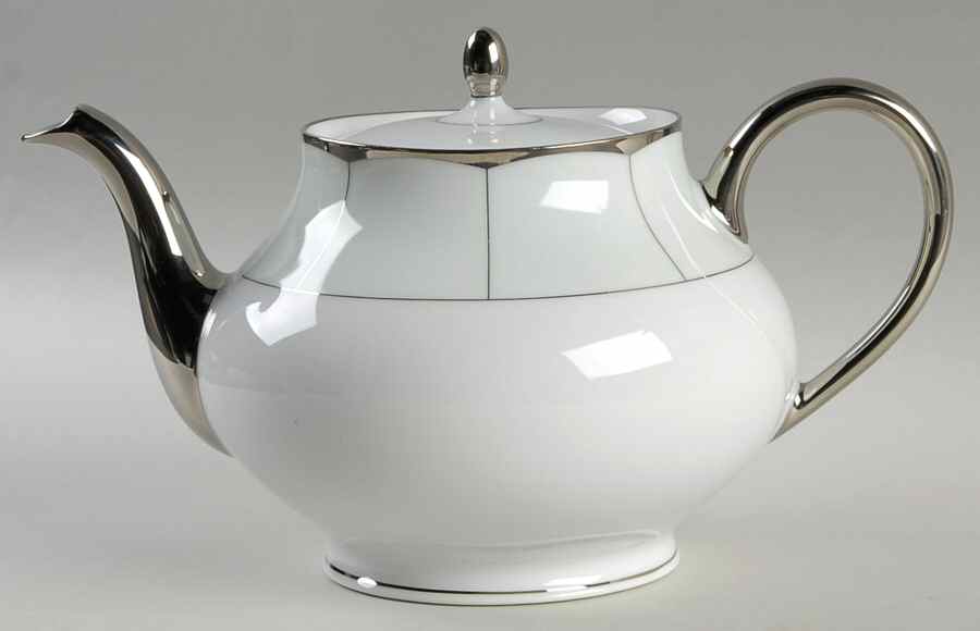 Illusion Celadon (Menthe) Teapot & Lid by Haviland-1