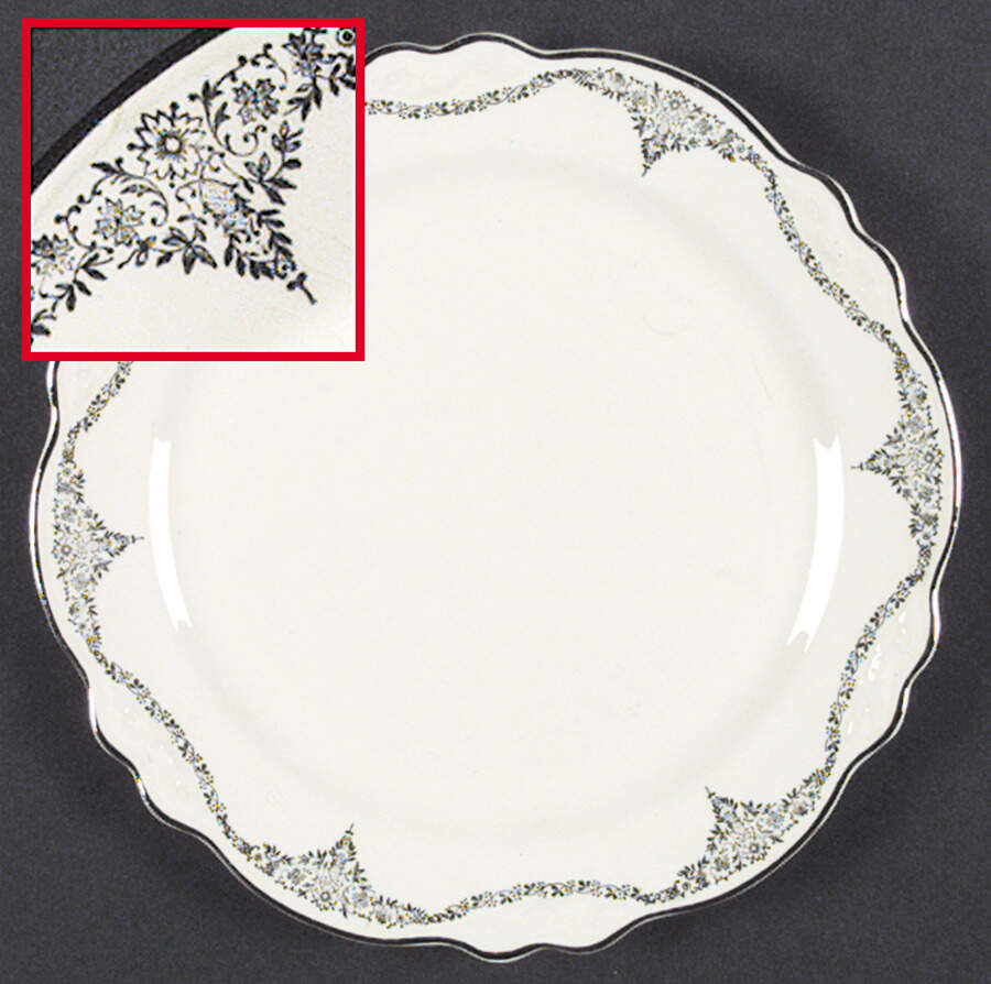 HLC1961 Dinner Plate by Homer Laughlin -1
