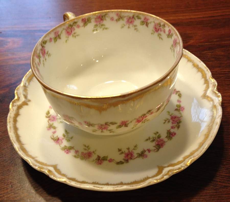 Schleiger 546 Flat Cup & Saucer Set by Haviland-1