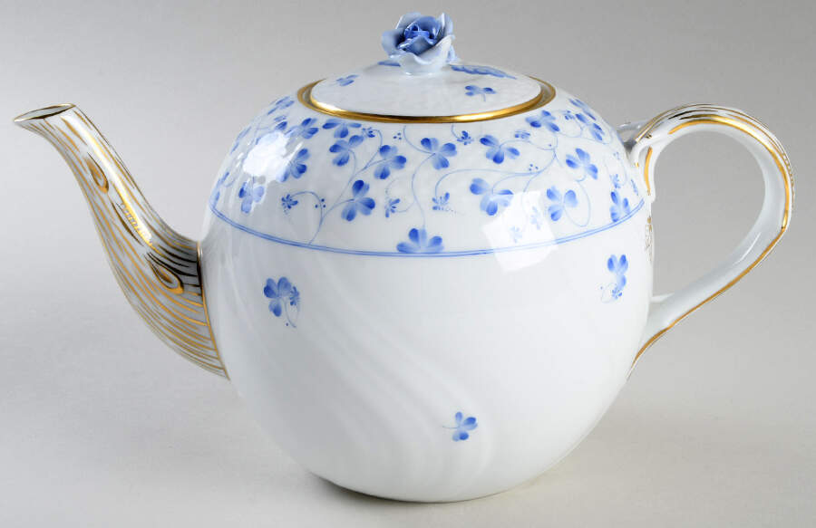 Rachael (Newer) Teapot & Lid by Herend-1