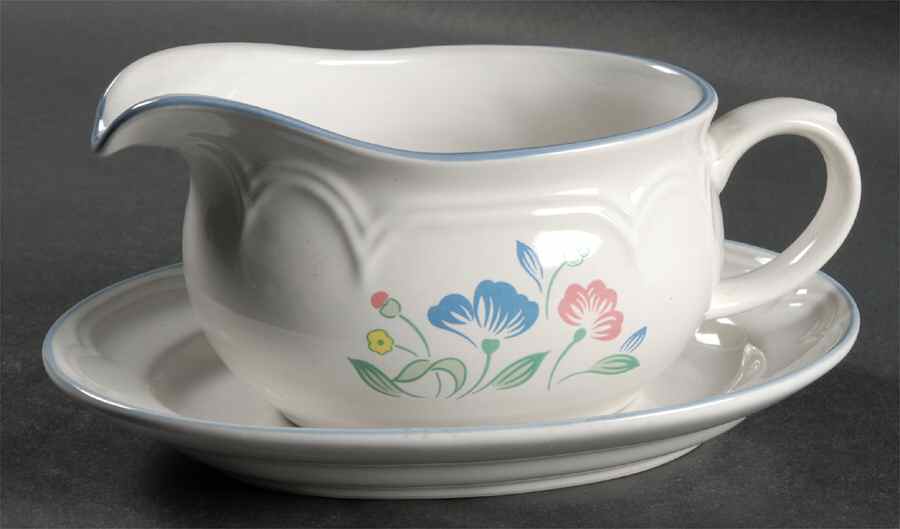 Floral Expressions (Japan, Floral Center) Gravy Boat & Underplate by Hearthside-1