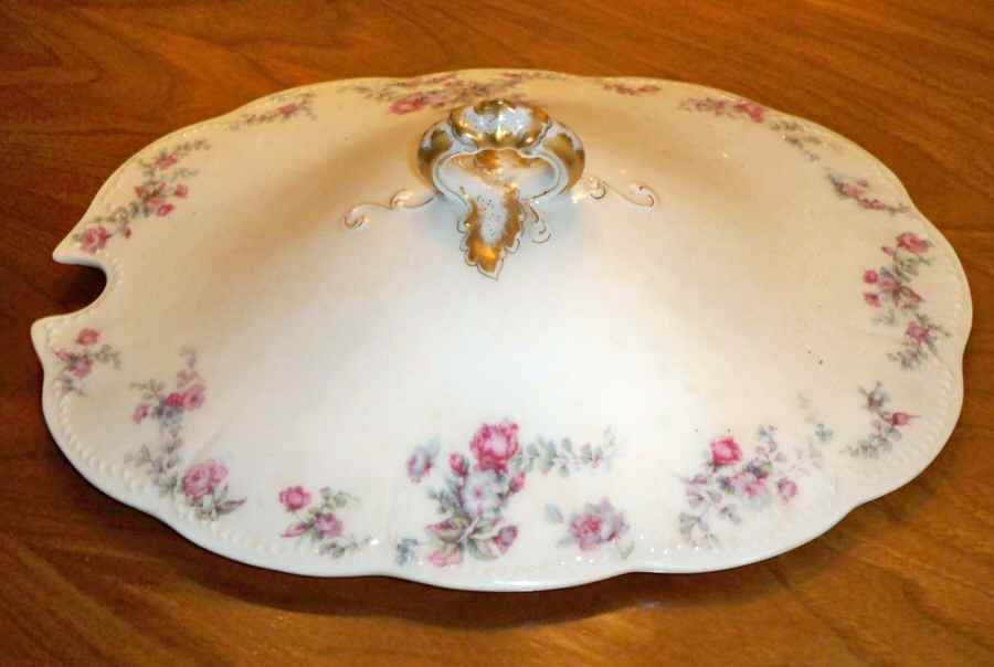 Schleiger 682 Lid for Tureen by Haviland-1