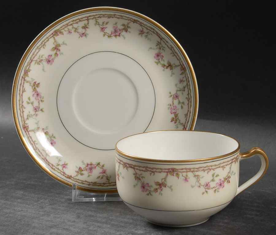 Schleiger 759a Flat Cup & Saucer Set by Haviland-1
