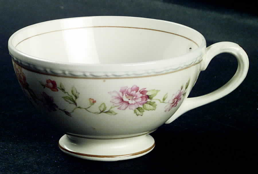 HLC1993 Footed Cup by Homer Laughlin -1
