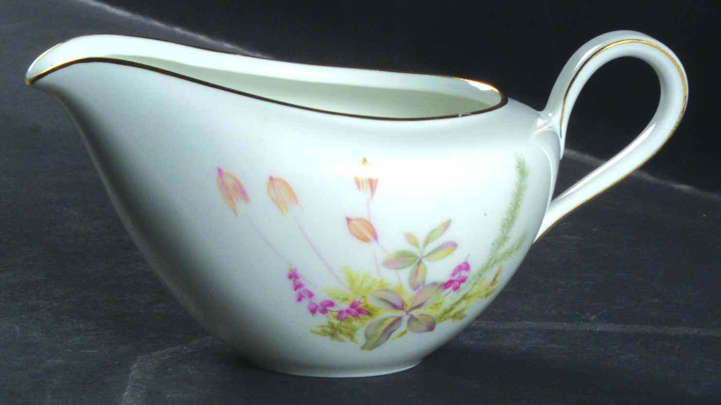8427 Creamer by Hutschenreuther-1