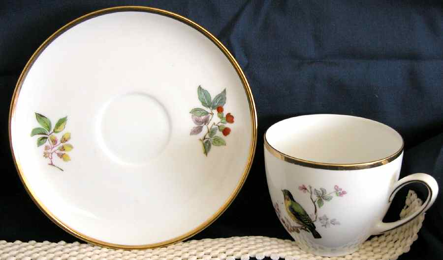 HUT896 Flat Cup & Saucer Set by Hutschenreuther-1