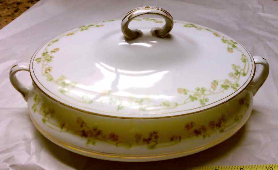 HLC1509 Oval Covered Vegetable by Homer Laughlin -1