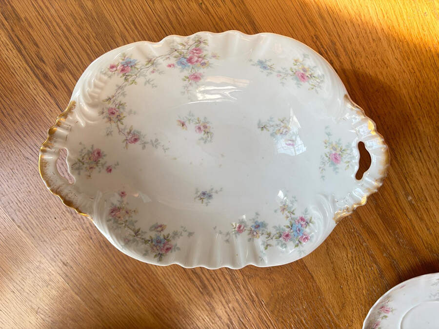 Schleiger 838a 9" Oval Vegetable Bowl by Haviland-1