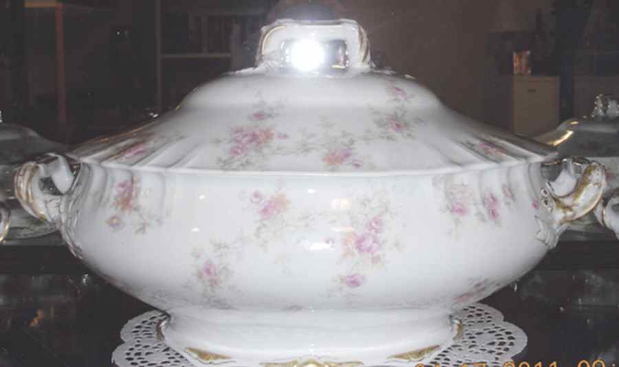 Schleiger 838a Tureen &  Lid by Haviland-1
