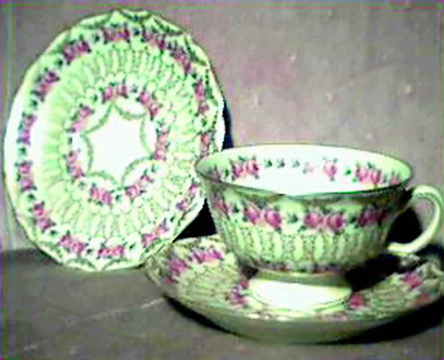 19128 Footed Cup & Saucer Set by Hutschenreuther-1