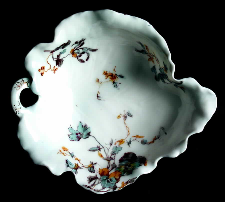 Schleiger 1152-6 Leaf Shaped Dish by Haviland-1