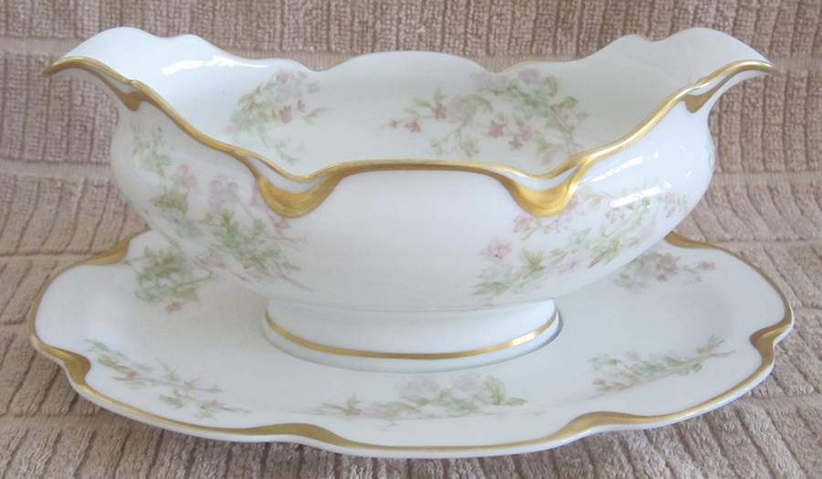 Schleiger 45-2 Gravy Boat with Attached Underplate by Haviland-1