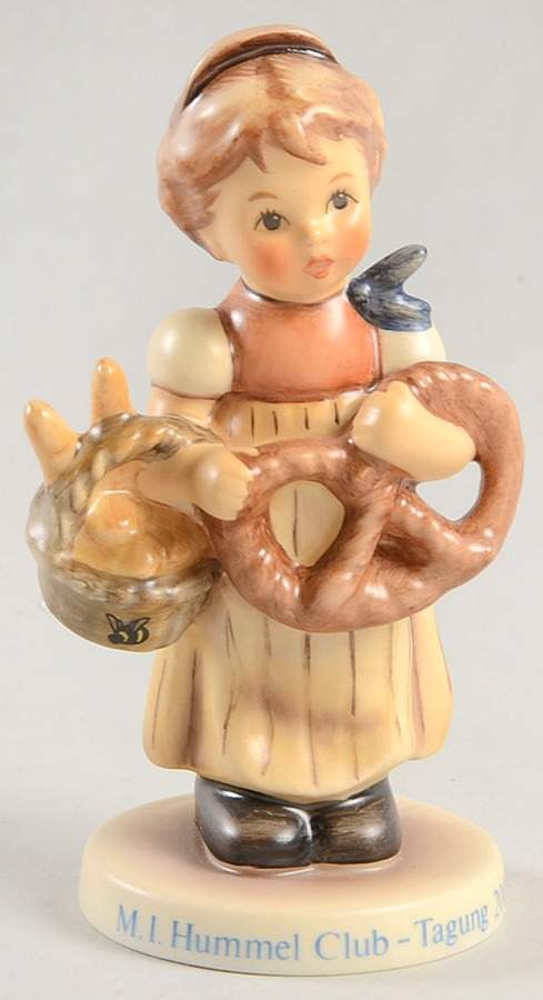 Pretzel Girl Tm8-Pretzel Girl-2000 Club - Boxed by M.I. Hummel-1