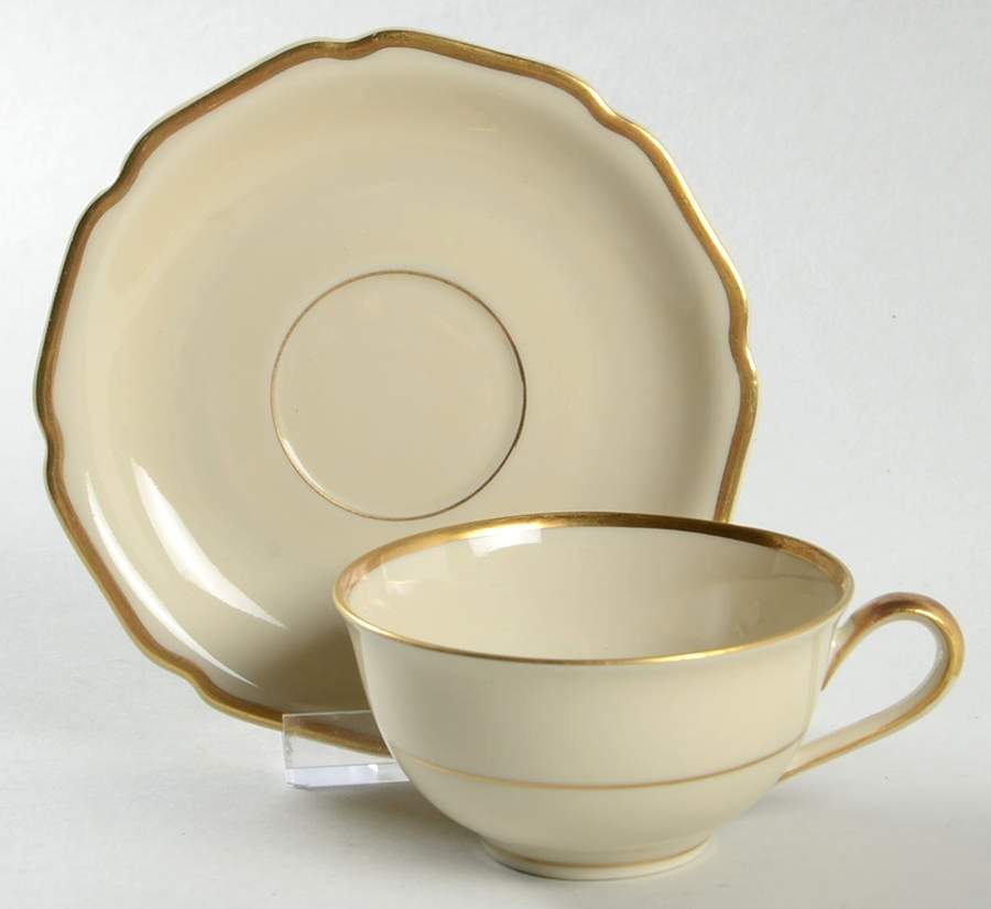 HC546(CREAM) Flat Demitasse Cup & Saucer Set by Heinrich - H&C-1