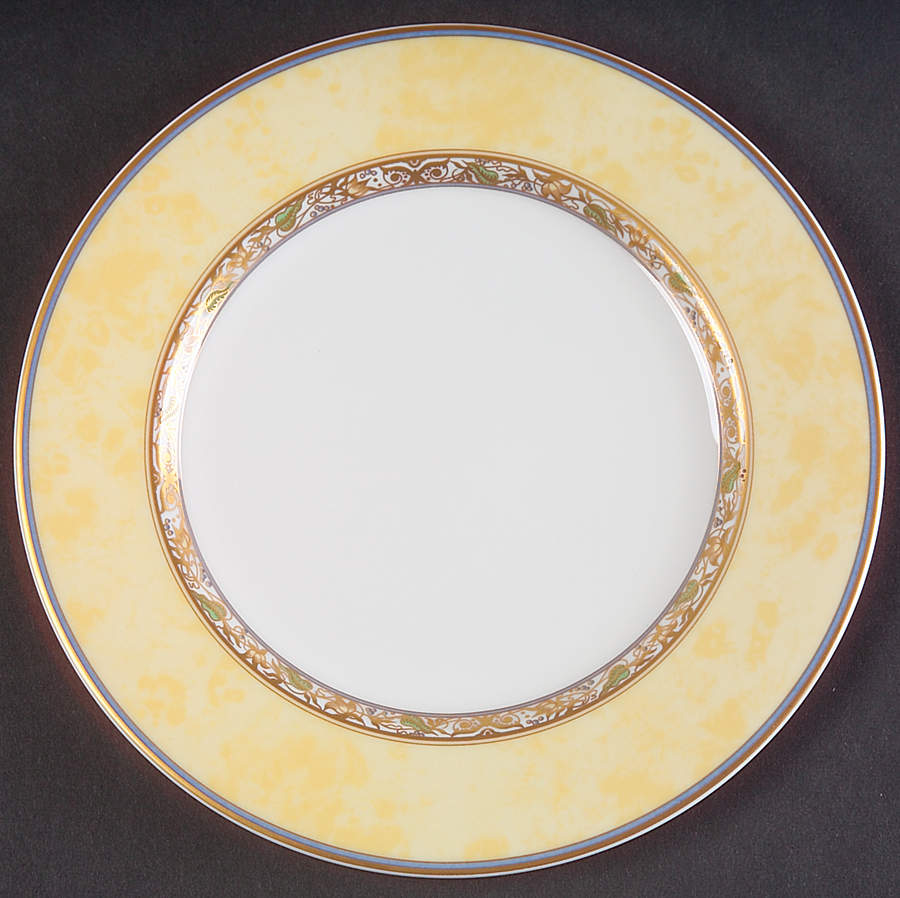 Villa Cannes Bread & Butter Plate by Heinrich - H&C-1