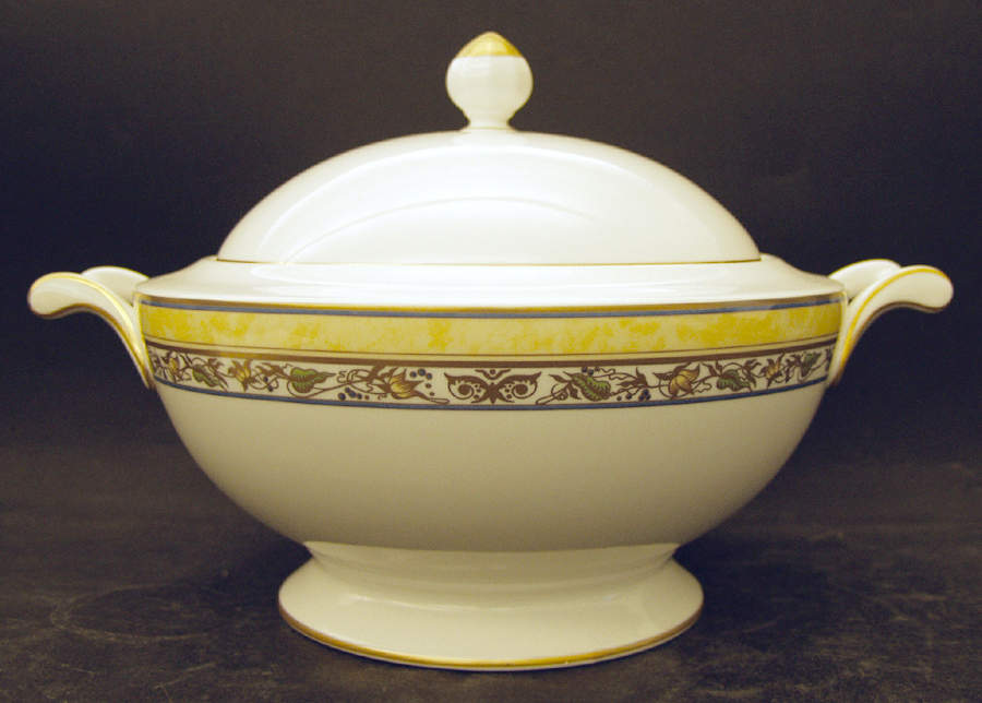 Villa Cannes Tureen &  Lid by Heinrich - H&C-1