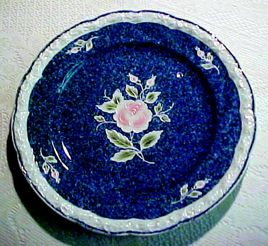 Edelwiese Dinner Plate by Graf Von Henneberg-1