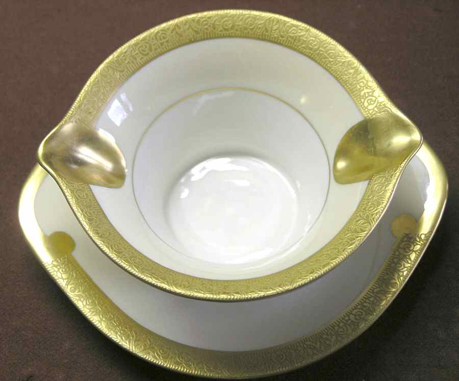 H1448 Gravy Boat with Attached Underplate by Haviland-1