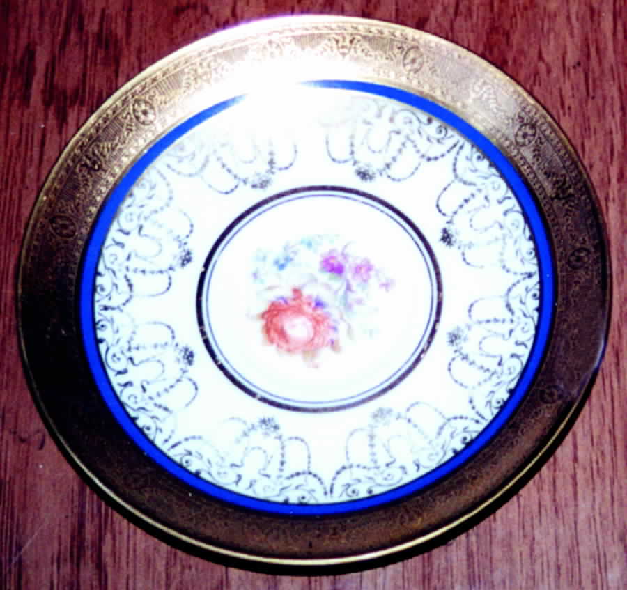 H1459 Saucer by Haviland-1