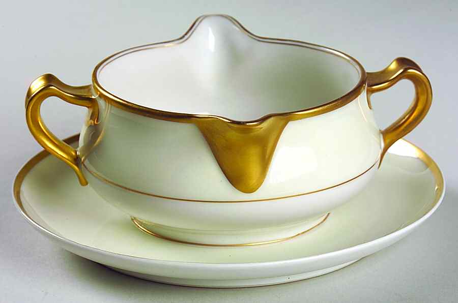 H1469 Gravy Boat with Attached Underplate by Haviland-1