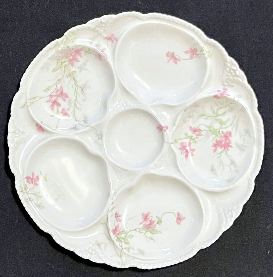 Schleiger 148p Oyster Plate by Haviland-1