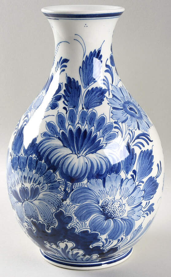Delfts Blue 10" Vase by Holland-1