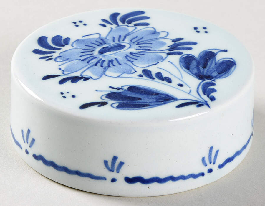 Delfts Blue Lid for Tea Caddy by Holland-1