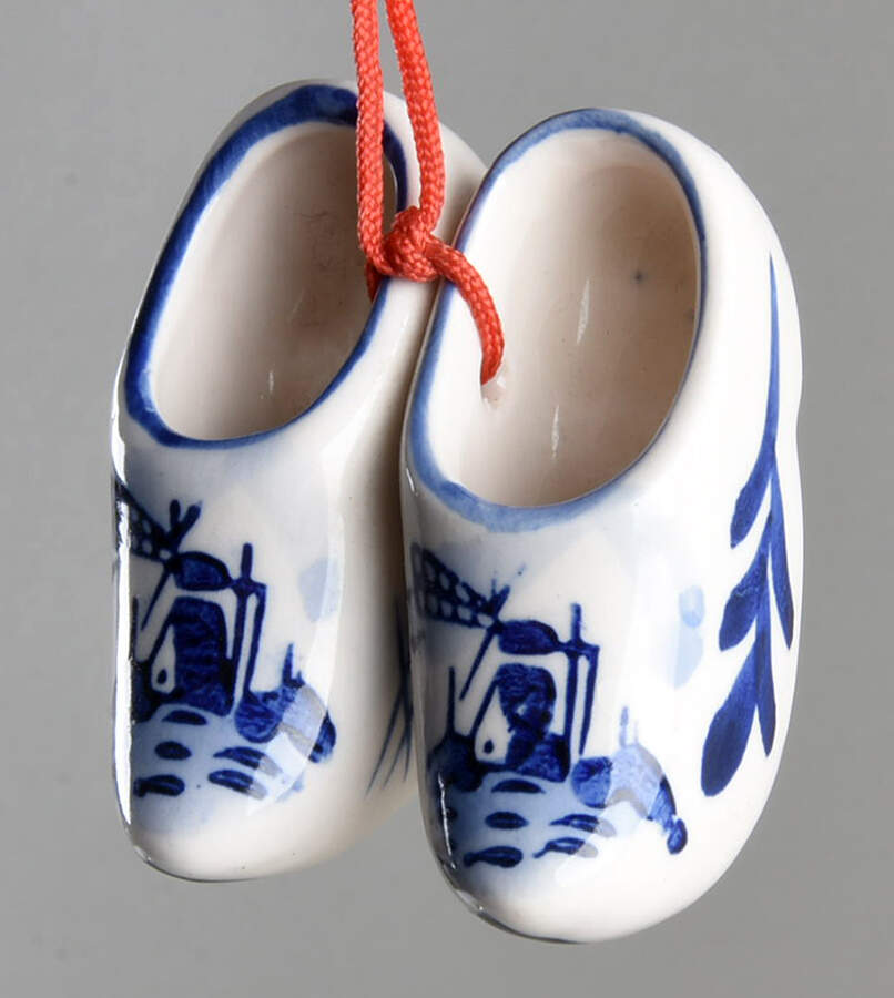Delfts Blue Ornament by Holland-1