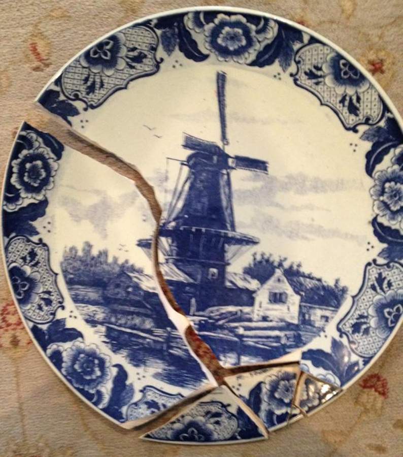 Delfts Blue 16" Wall Plate by Holland-1