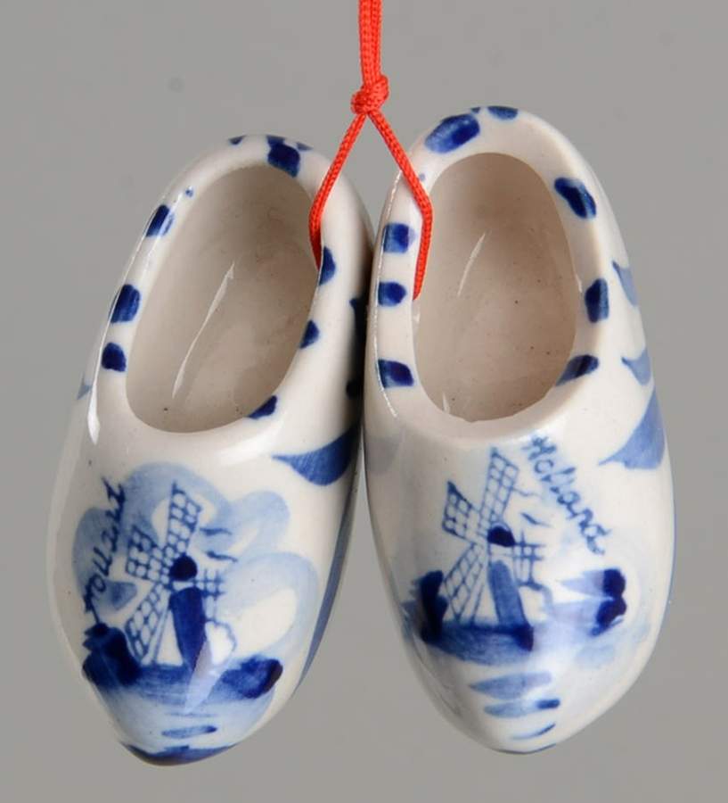 Delfts Blue Miniature Pair of Shoes Ornament by Holland-1