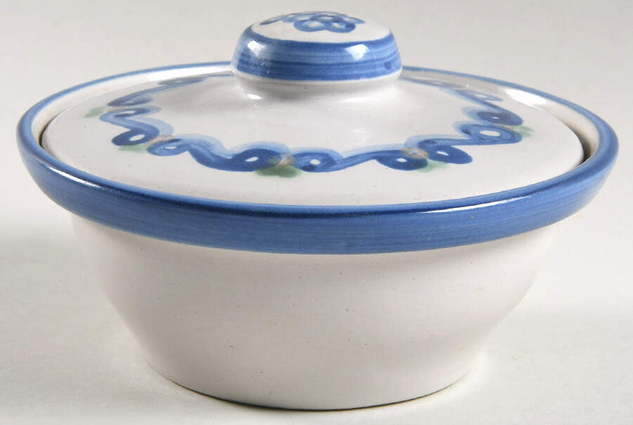 Bluette Butter Tub & Lid by M A Hadley-1